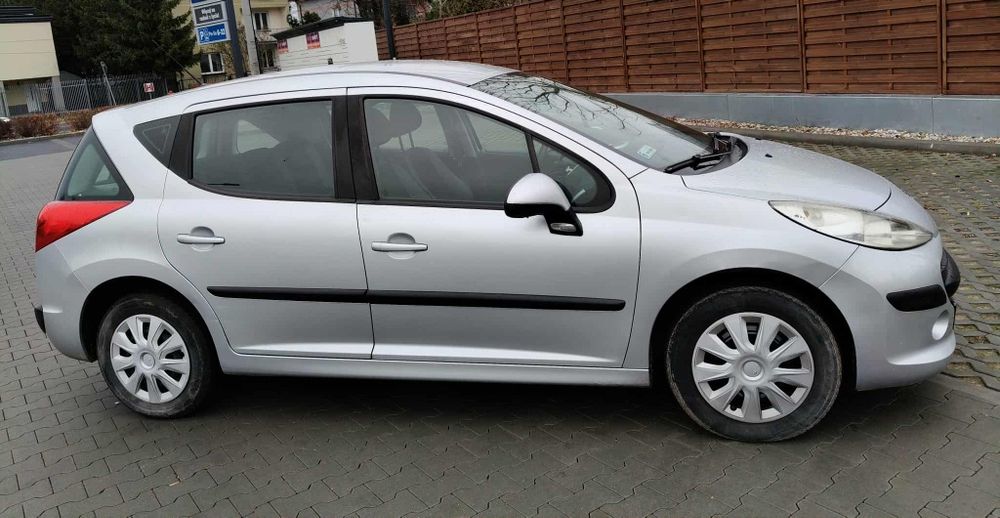 Peugeot 207 1.4 b+g