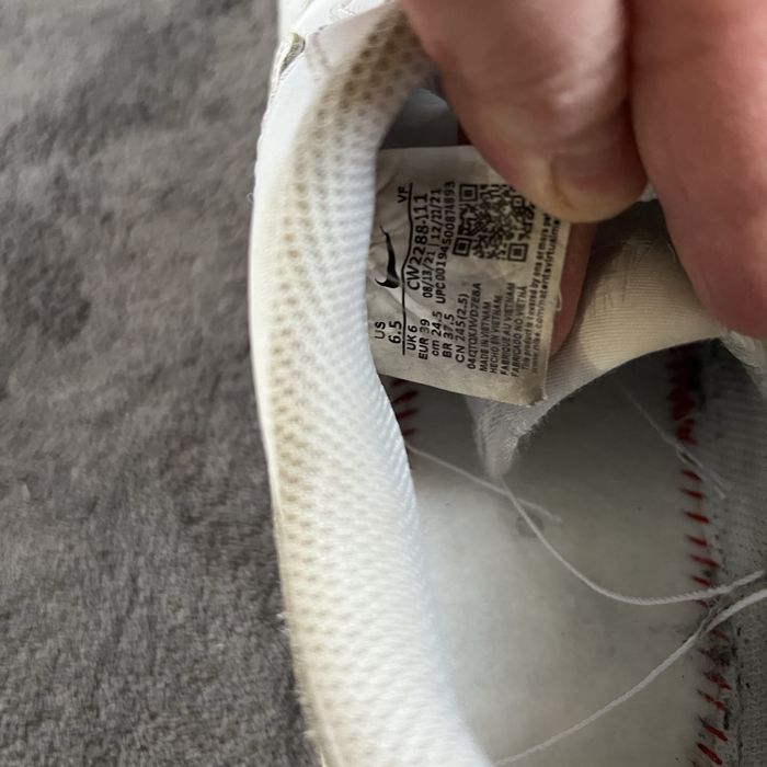 Жіночі кросівки Nike air force 1. P. 39.