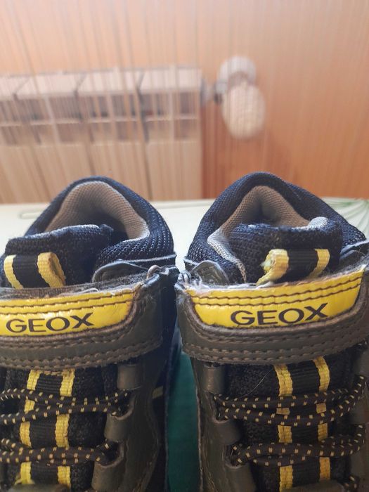 buty Geox Waterproof chłopięce  27