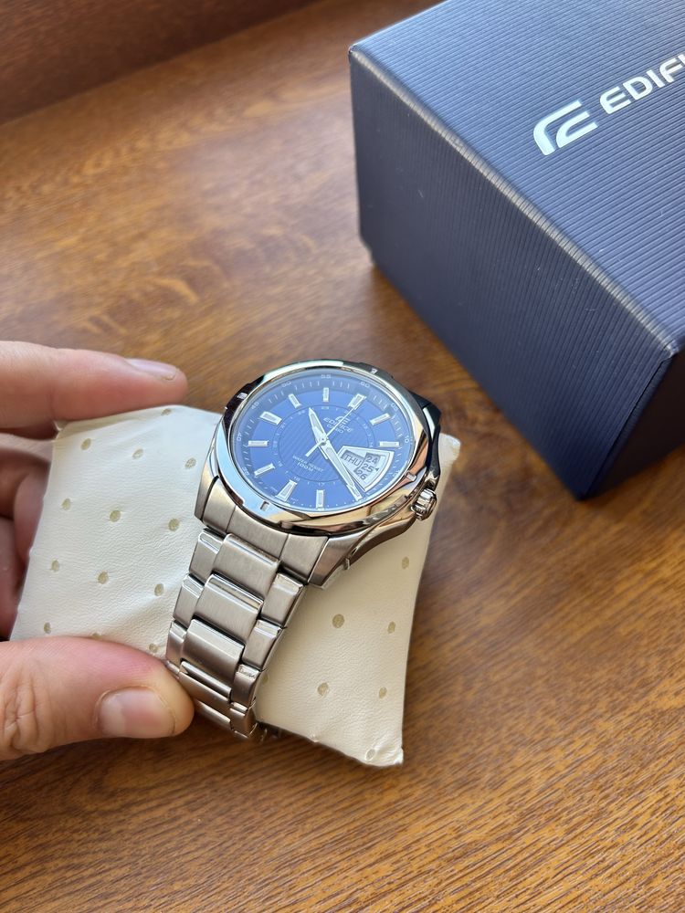 Мужские наручные часы Casio Edifice EF-129D-2AVEF