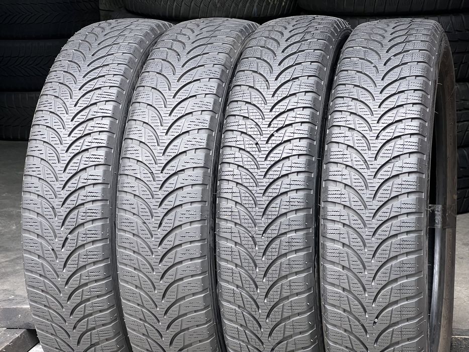 Шины зимние 155/70/R19 Bridgestone Blizzak LM-80