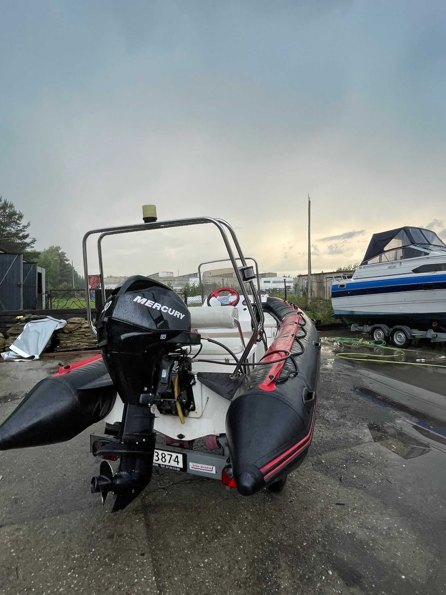 Łódź motorowa z przyczepką rib silnik mercury