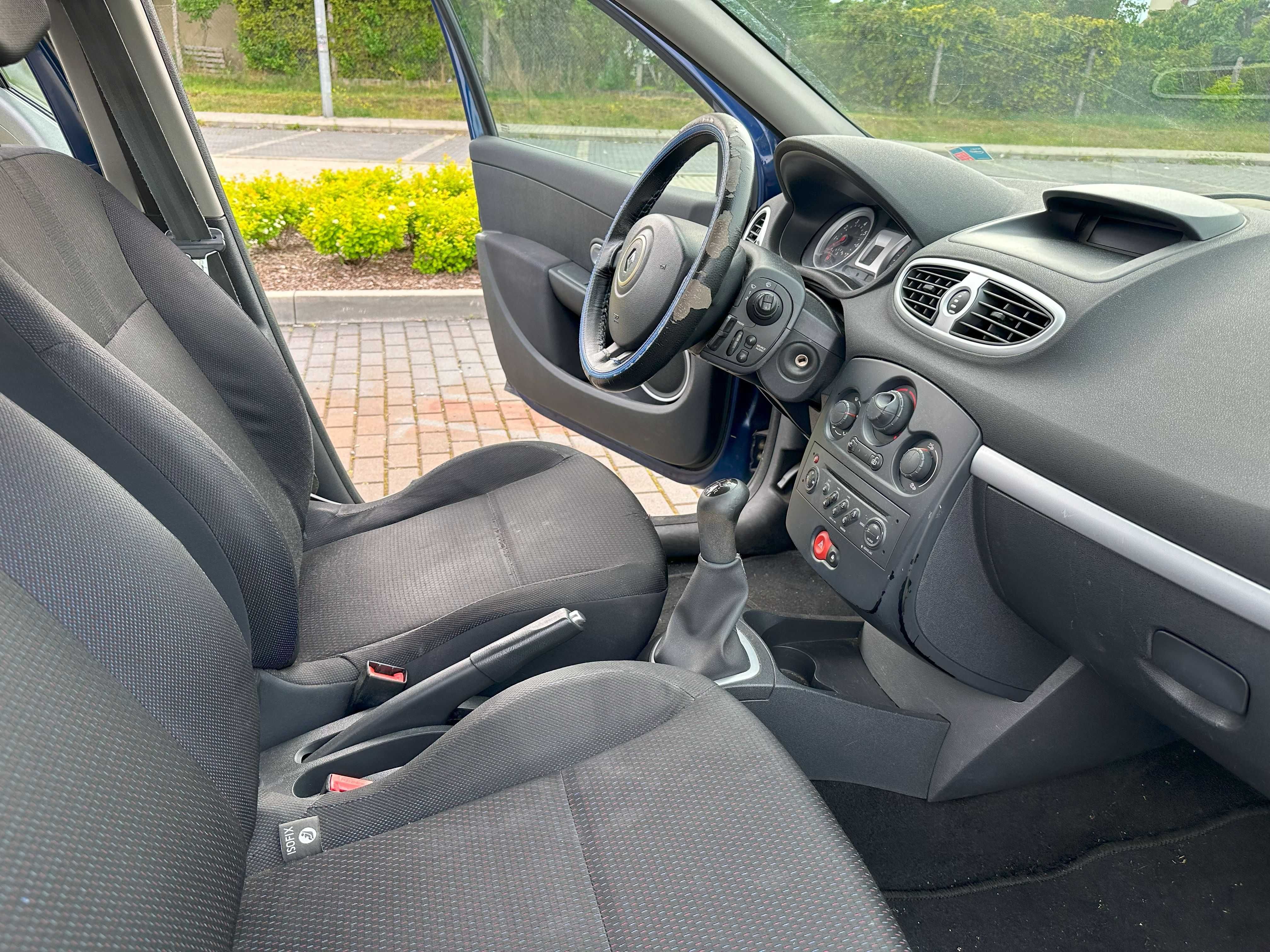 Sprzedam Renault Clio III 1.6 – 2006 r. cena 5000 zł