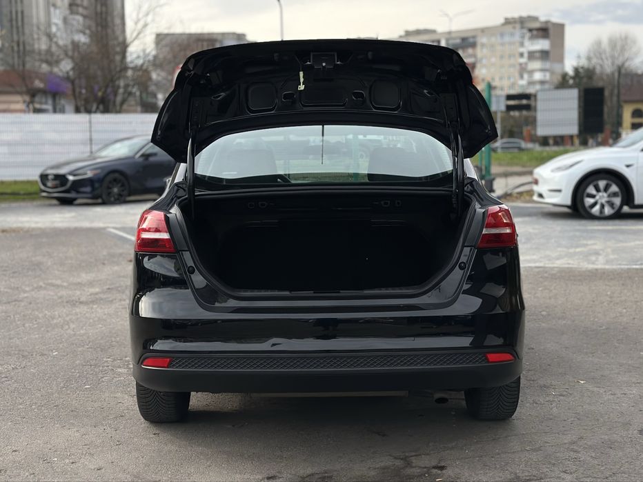 FORD FOCUS 2016 року, 2.0 бензин, автомат, передній привід.