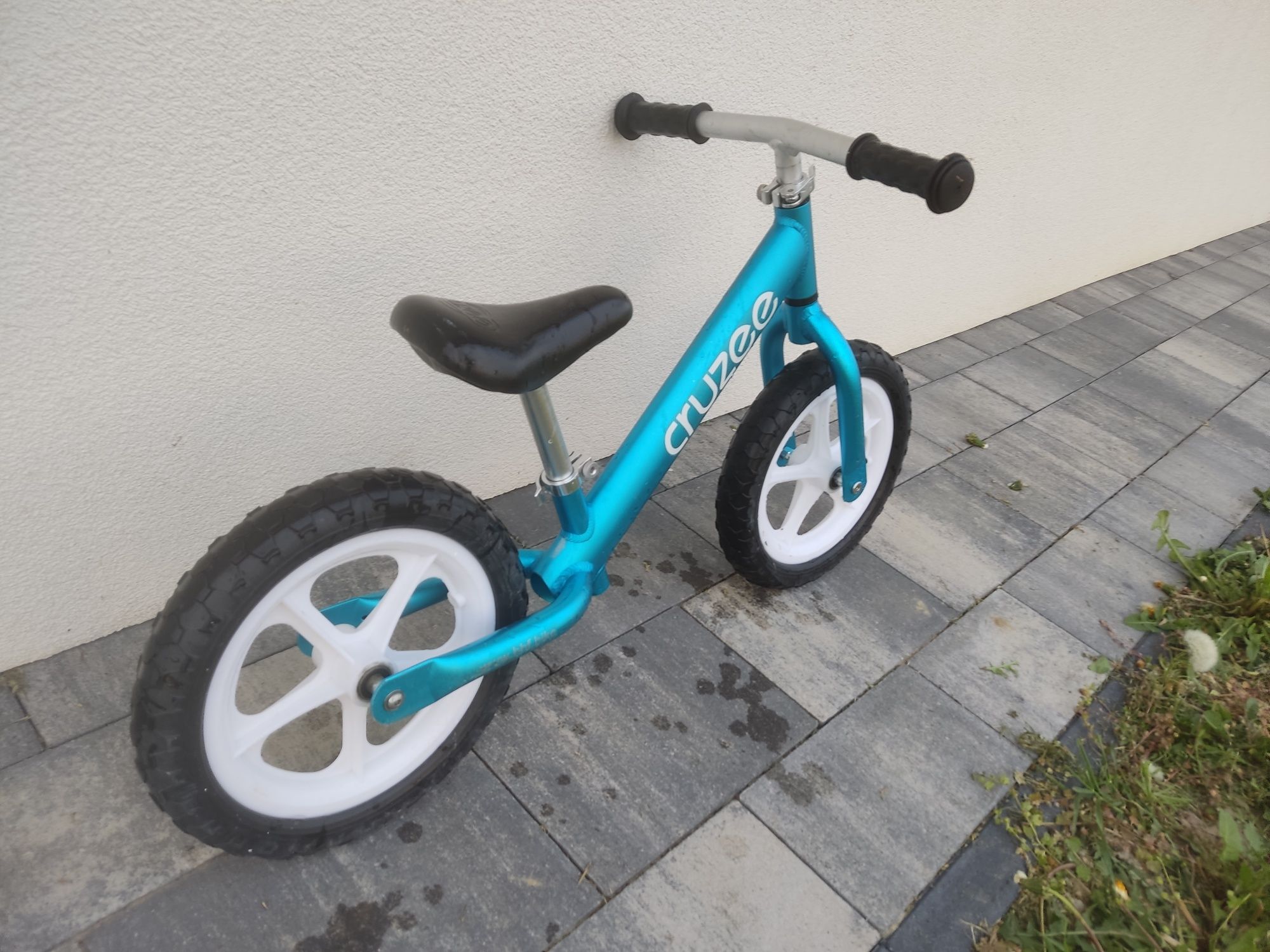 Rowerek biegowy Cruzee niebieski