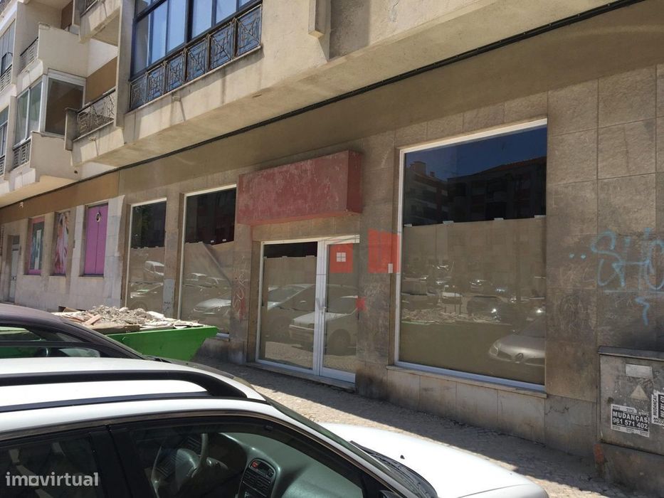 Loja para comércio ou Serviços - Barreiro