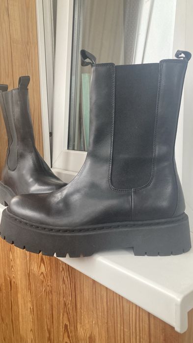 Челсі демісезонні шкіряні 41 р. Edited