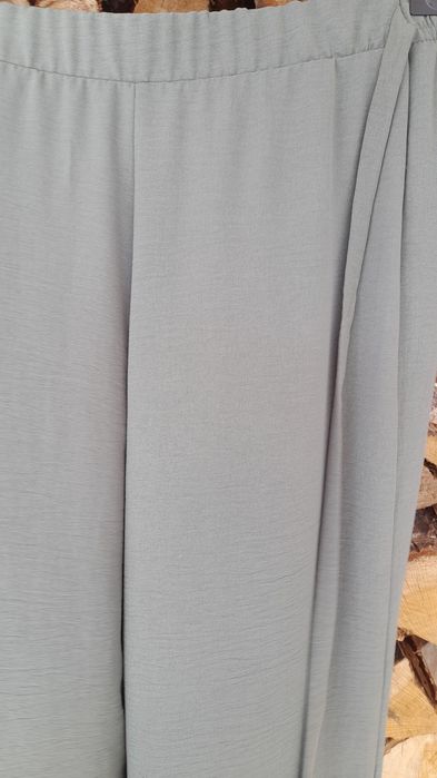 Calça tecido fino