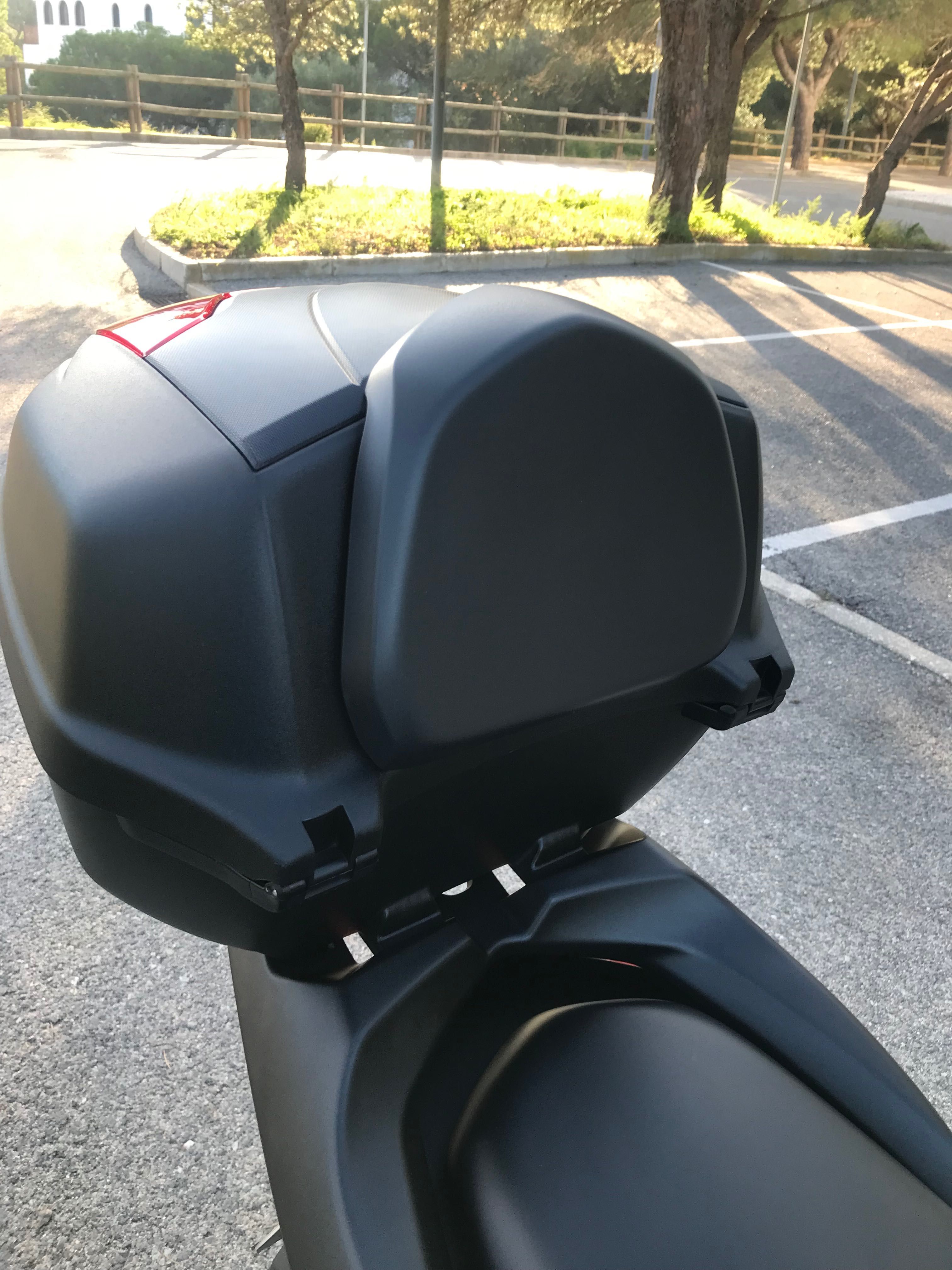 Yamaha Nmax 125 novinha