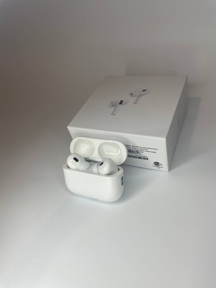 AirPods Pro 2 + чохол в подарунок