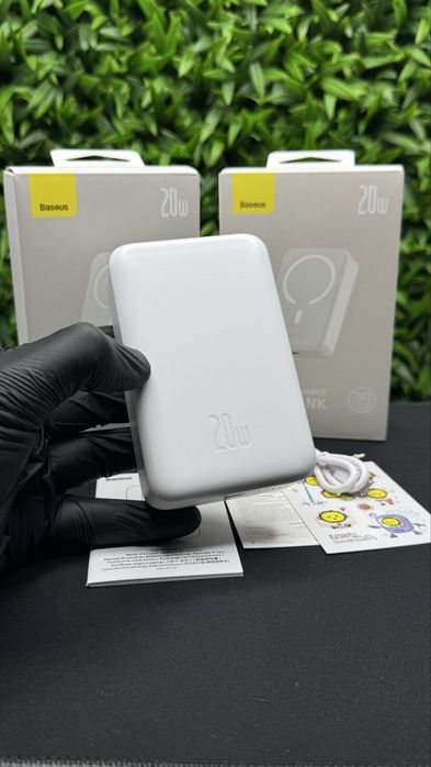 Оригінальний павербанк Базеус з бездротовою зарядкою Магсейф 20000 mAh