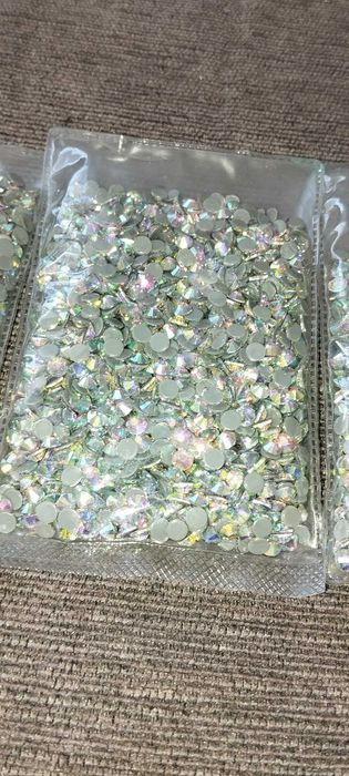 Термо стразы 1440 штss20