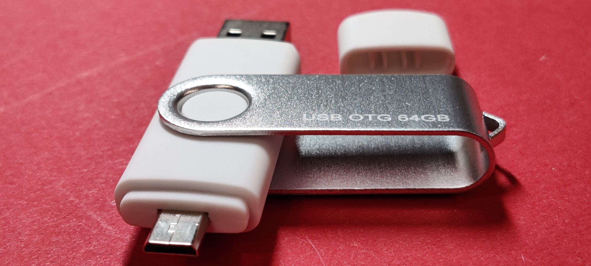 Флешка USB  двухсторонняя 64 Гб + Подарок!