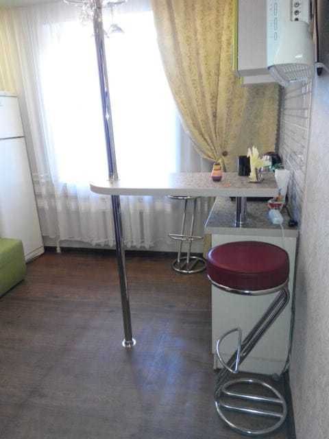 Продам смарт-квартиру Центр 7/9 кап.рем. 13500у.е.