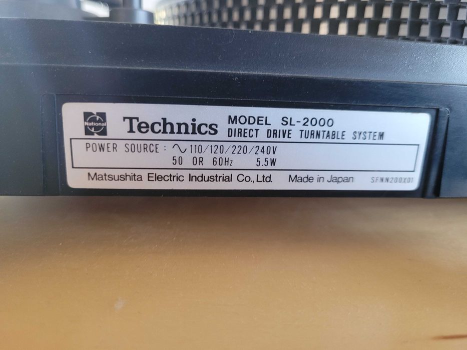Technics SL-2000
