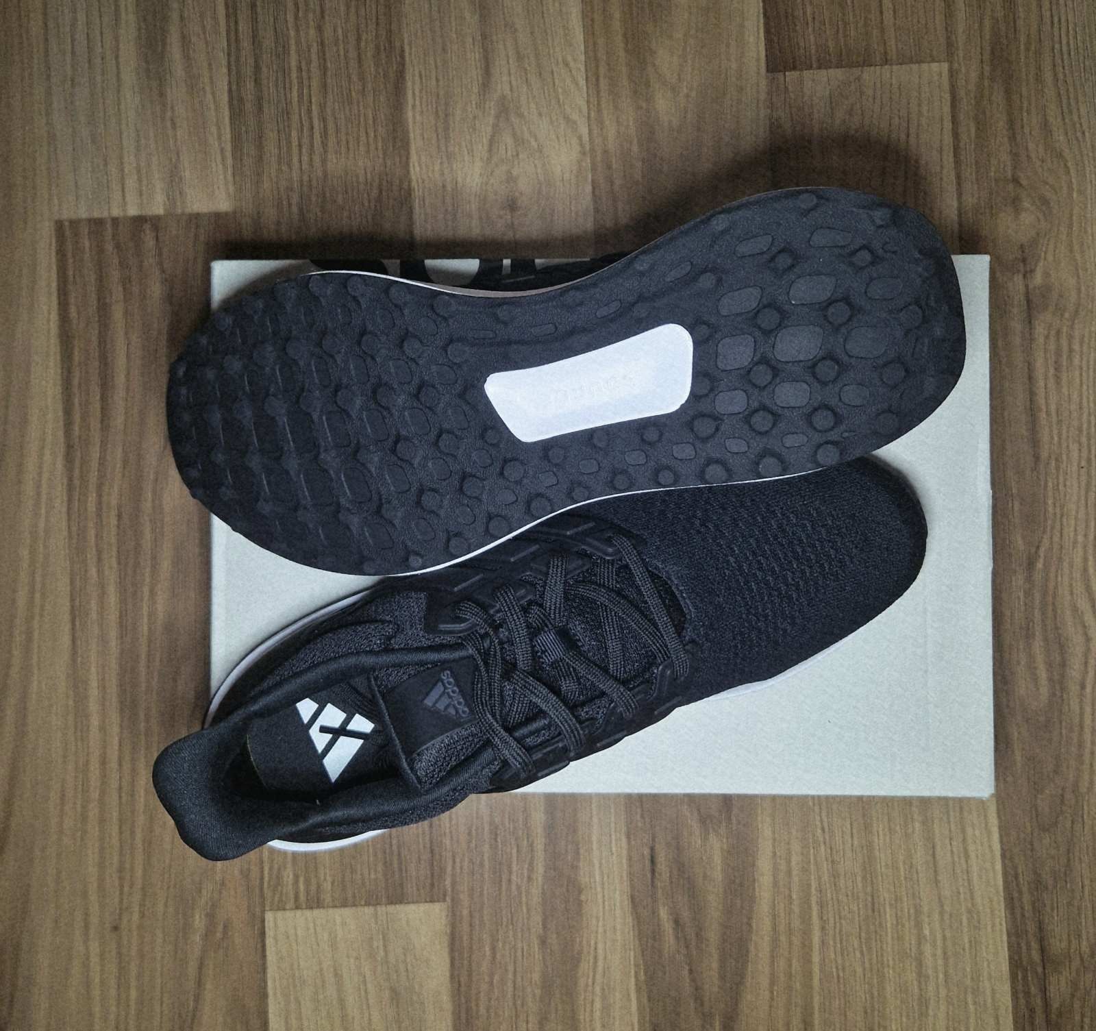 Оригінальні кросівки Adidas Ubounce DNA 43