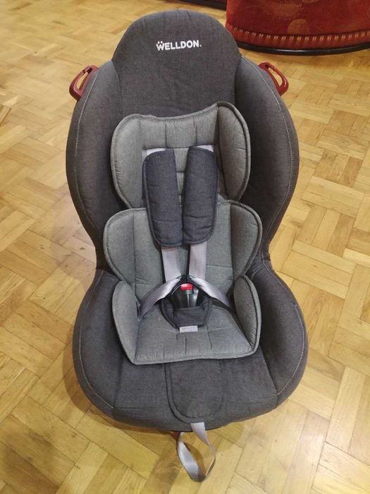 Дитяче автокрісло Welldon Smart Sport (9–25 кг)