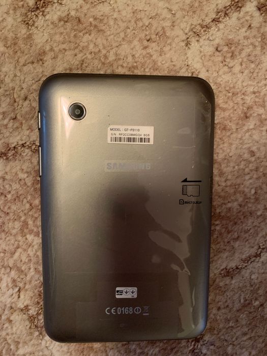 Планшет Sumsung чорного кольору