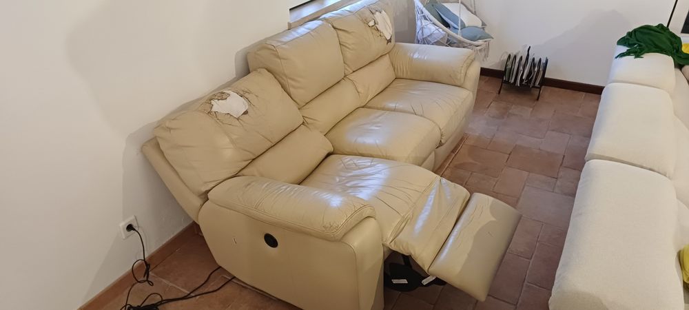 Sofá 3 lugares Chateau d'Ax elétrico