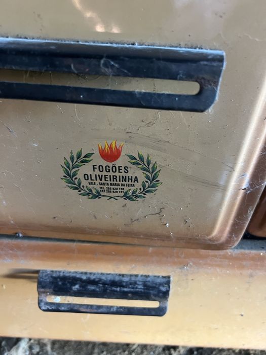 Fogao a lenha antigo como novo