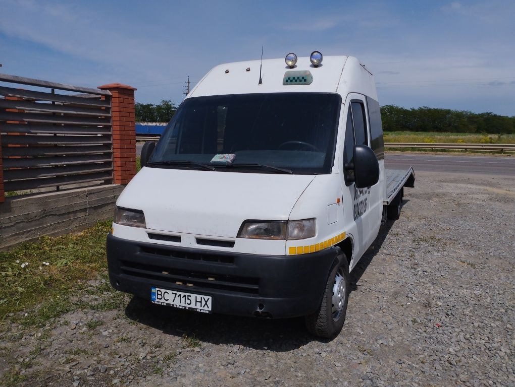 Продам эвакуатор citroen jumper год 1998 турбодизель 2.5