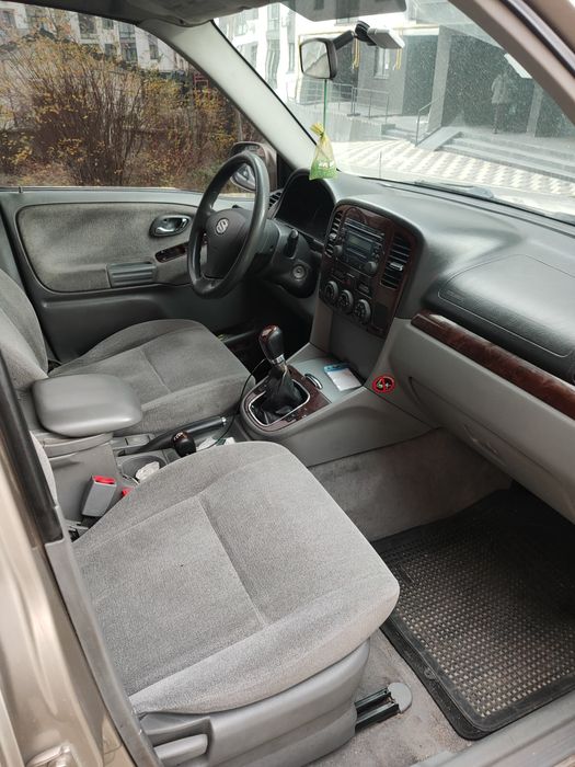 Продається Suzuki Grand Vitara 2004 р 2.0 дизель на механіці.
