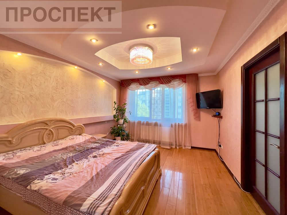 Продам 3-х кімн.квартиру вул. Героїв Крут( 12 мкр).