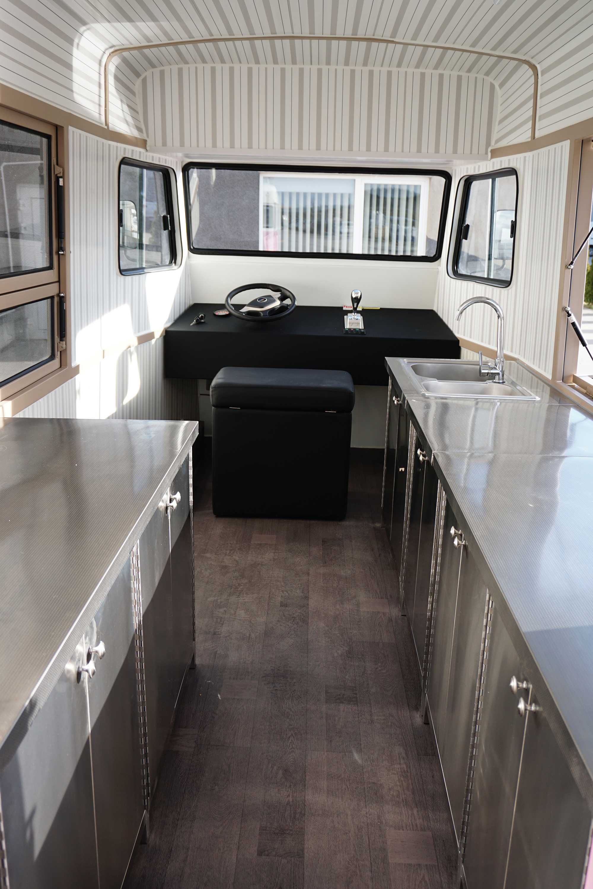 FOOD TRUCK - LODY WŁOSKIE, Lodziarnia, Przyczepa gastronomiczna