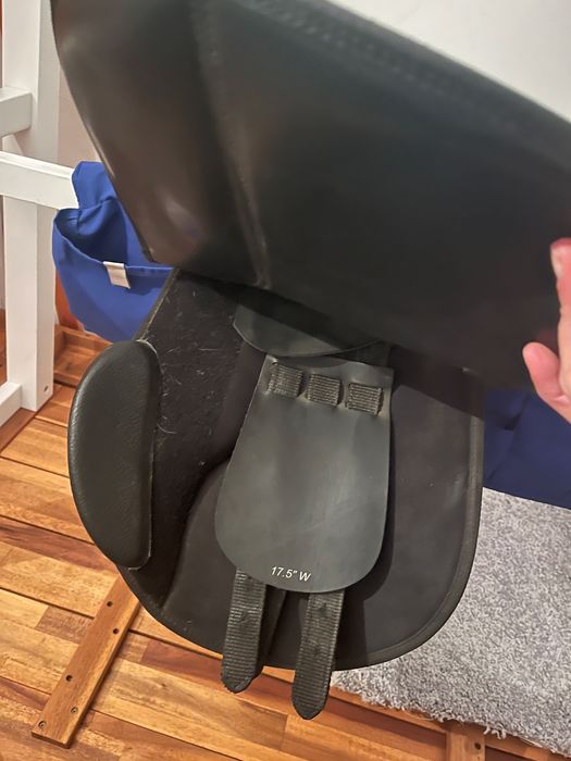 Siodło jeździeckie na konia 17,5”