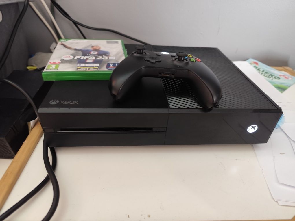 Xbox one pad FIFA 23 konsola po spa