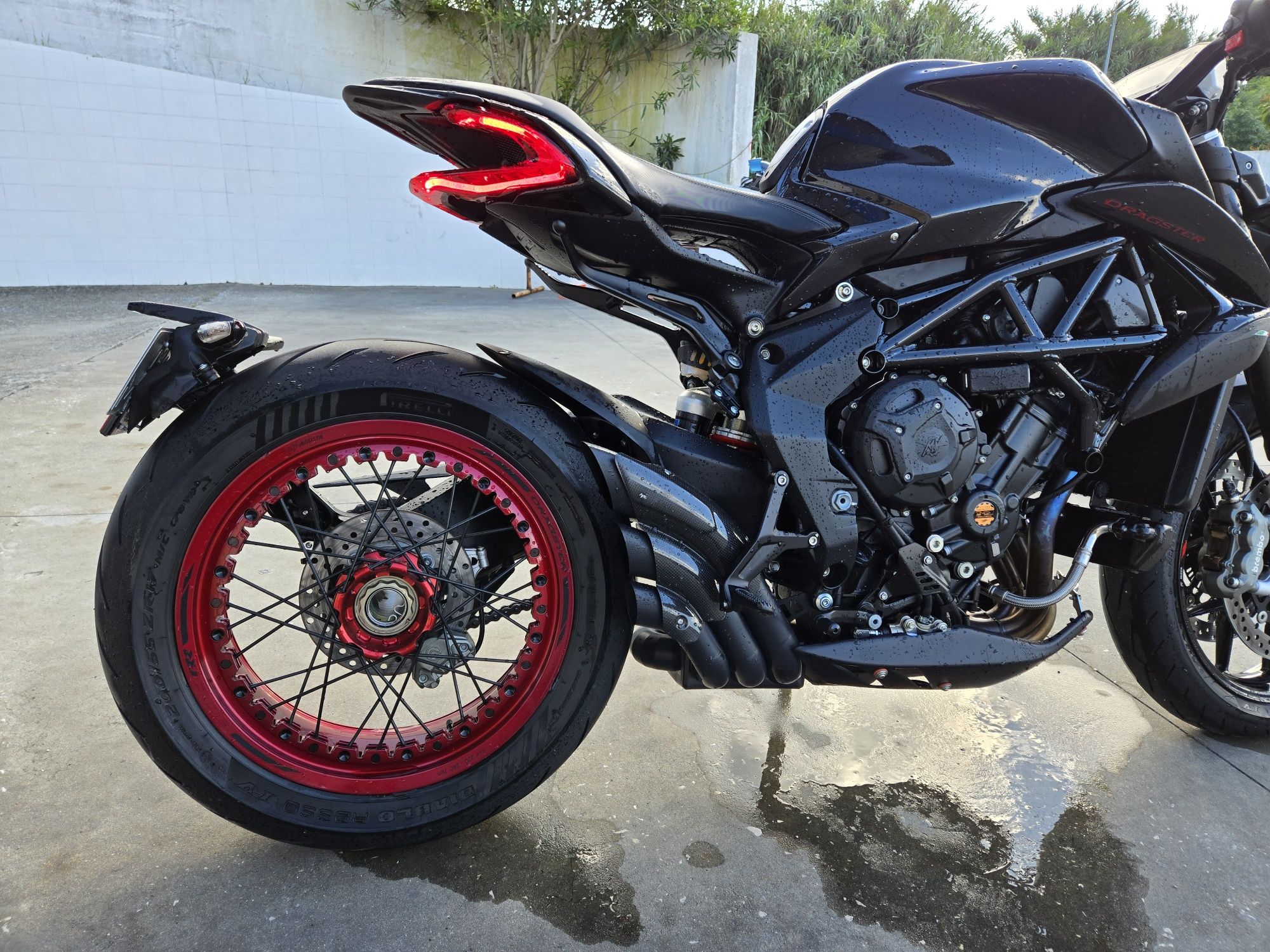 MV Agusta Dragster R