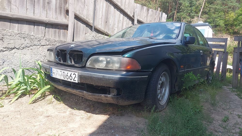 Бмв е39 525 2,5 м51 НА ХОДУ автомат бляха