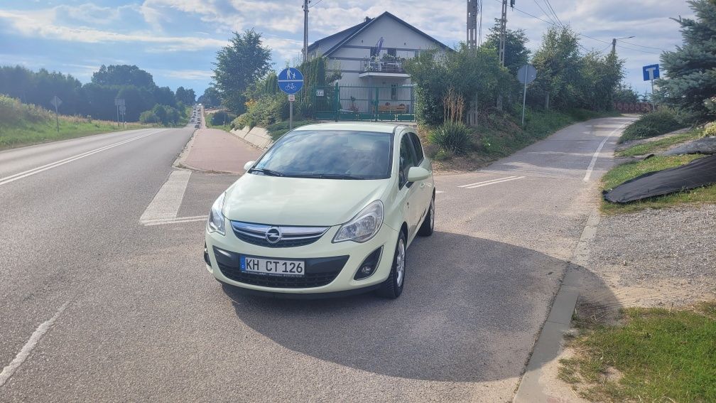 Opel corsa z Niemiec  1.4 benzyna