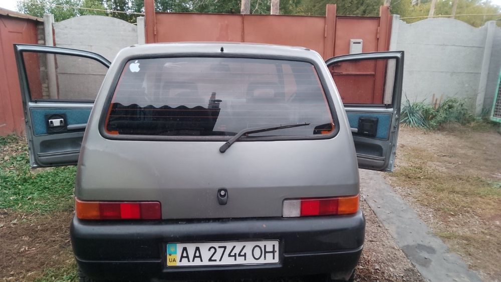 Автомобиль Fiat cinquecento
