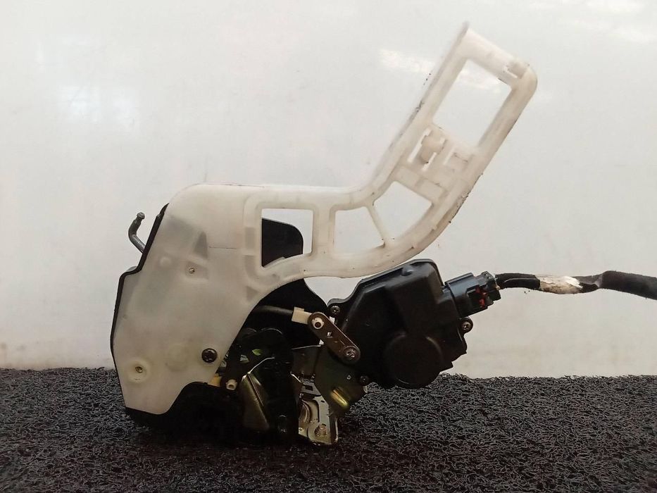 FECHADURA PORTA TRASEIRA ESQUERDA KIA SPORTAGE KM