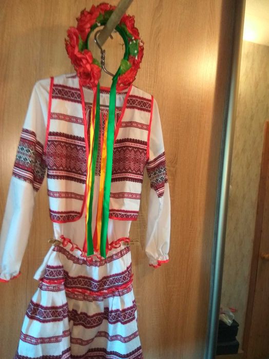 Вишиванка на дівчинку