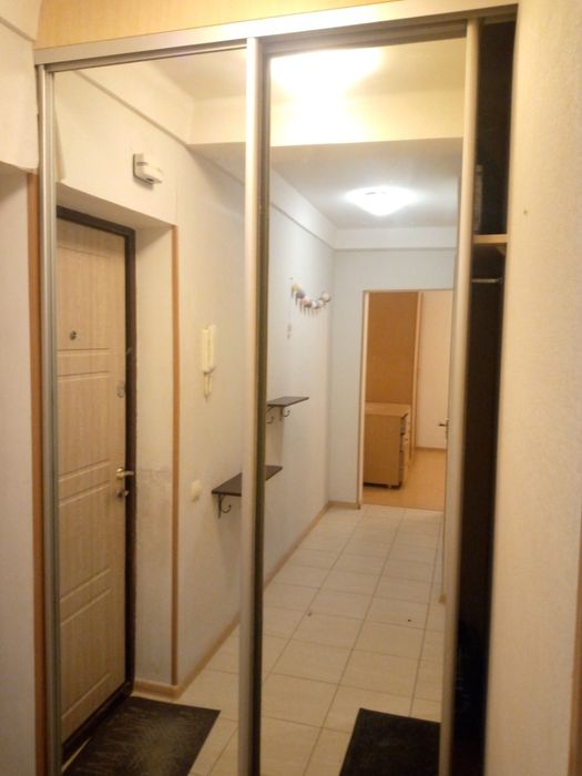 Оренда квартири (Оболонський р-н,вул. Полярна, 11). 2-й поверх, газ.