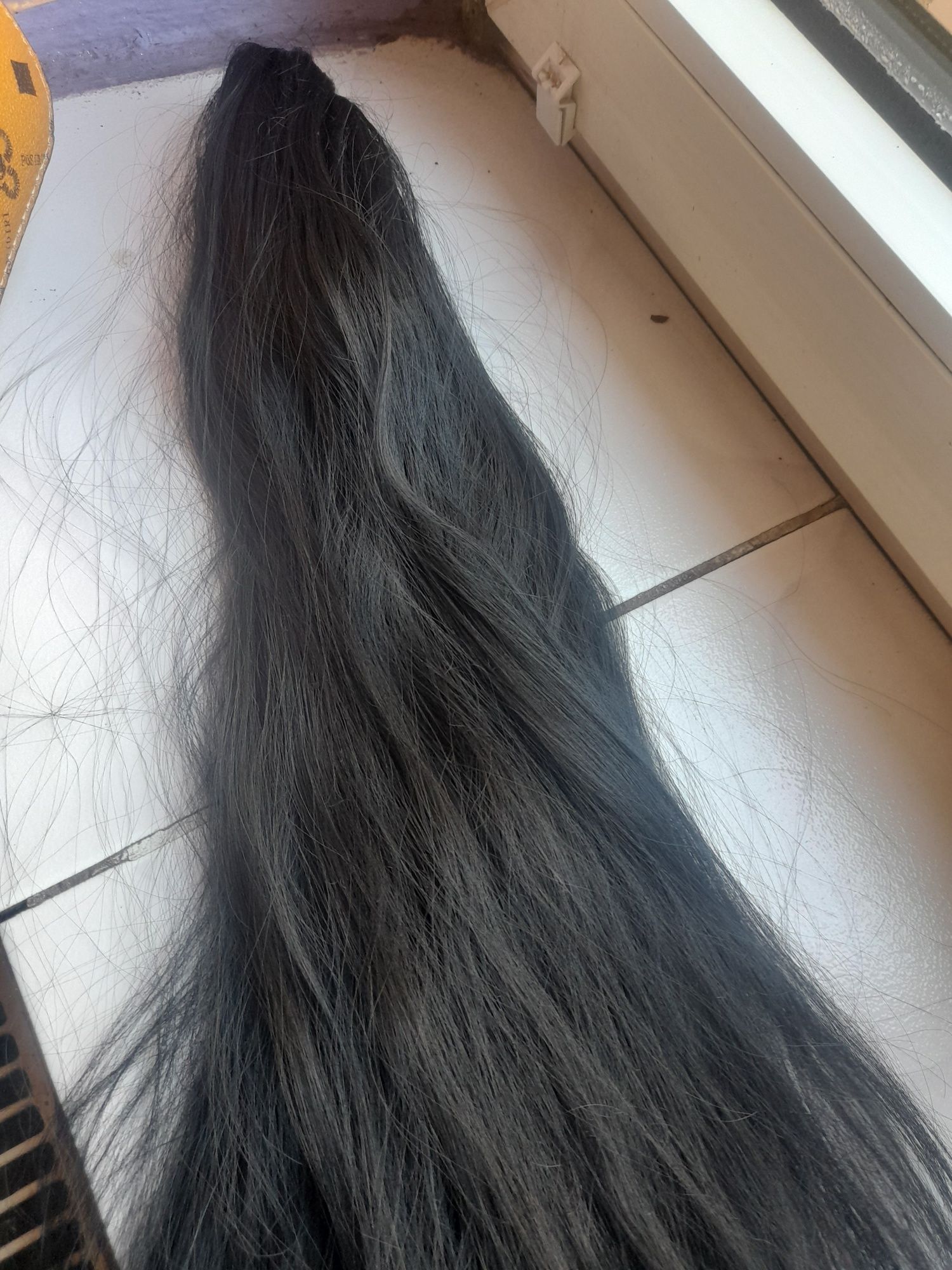 Kucyk doczepiany klamra czarny 70 cm
