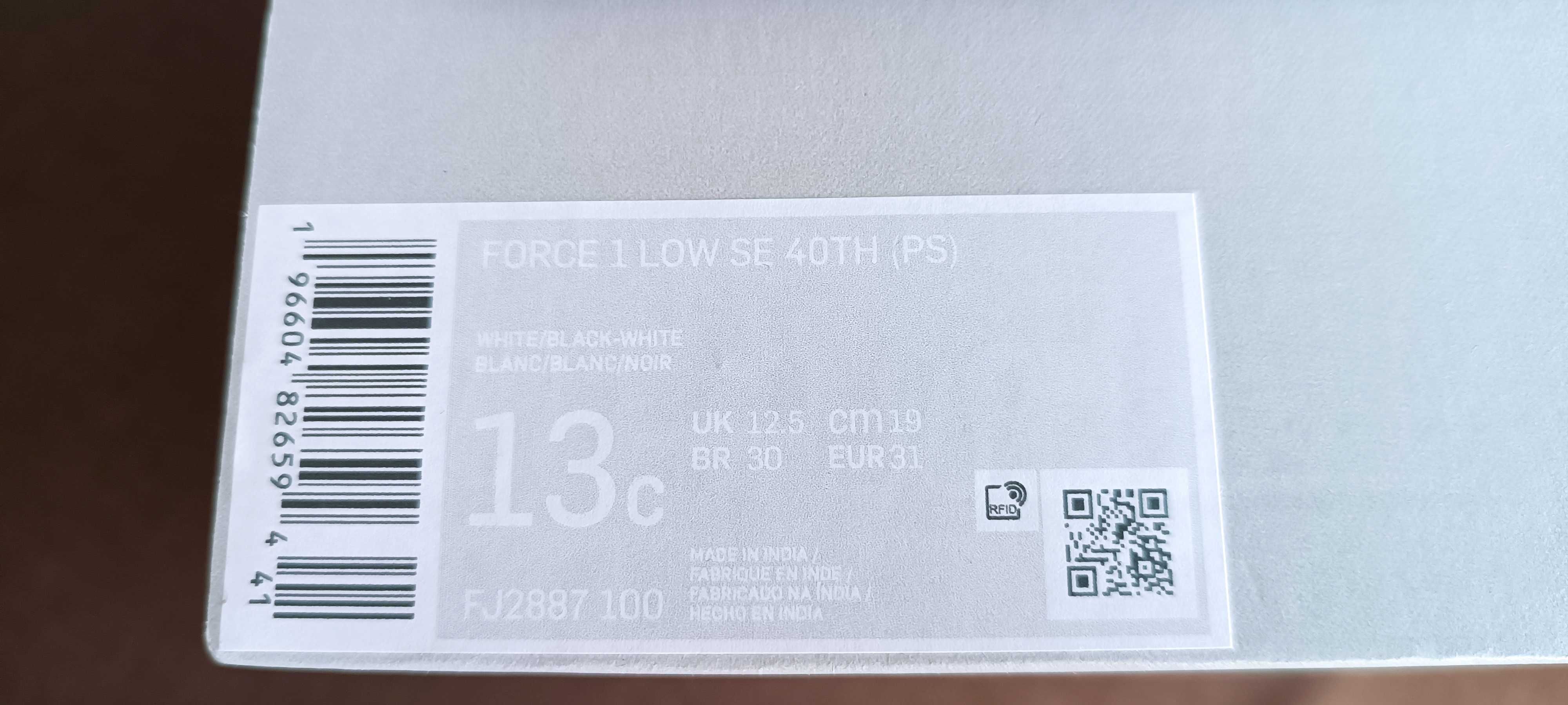 (r. Eur 31 - 19 cm) Nike Force 1 Low SE White Black FJ2887,-100 Białe