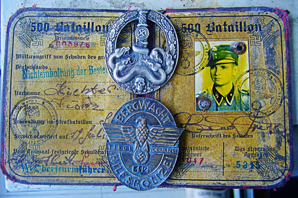 Legitymacja Podoficera 500 Batalion SS 1943r + Odznaki SS nr 112