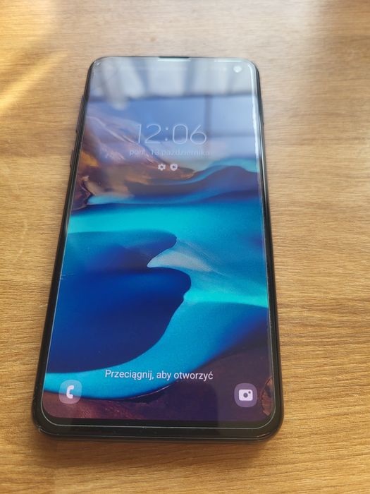 Samsung s10e jak nowy na gwarancji komplet