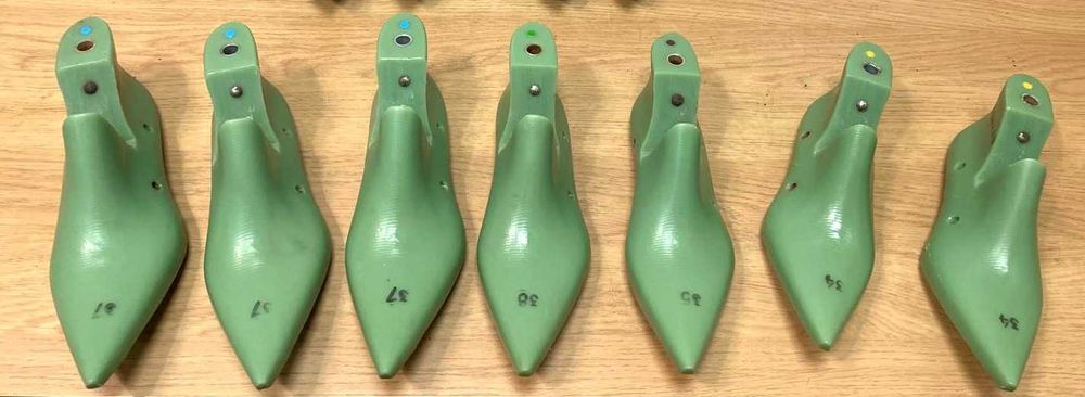 Formas de sapato ,para dar forma ao calçado. Sapateiro