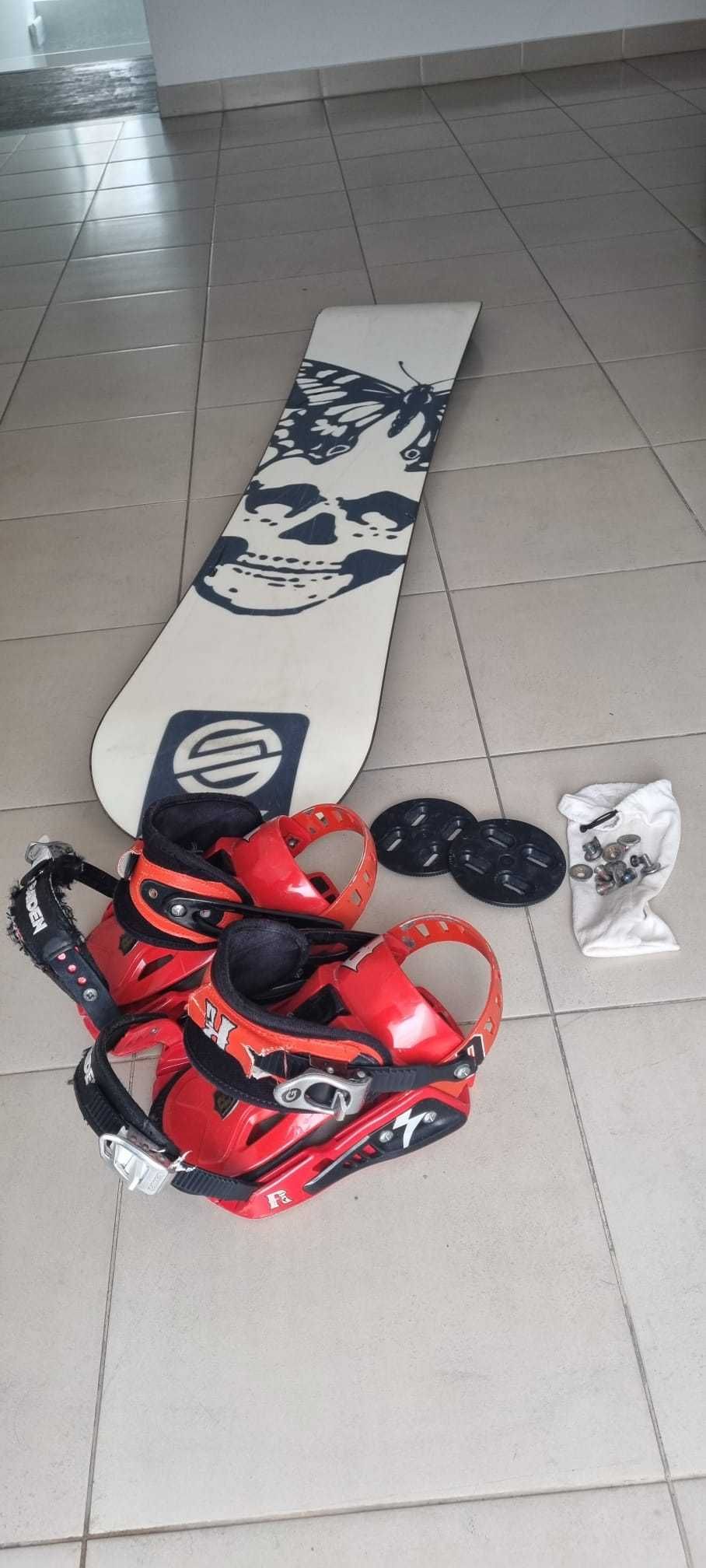 Prancha snowboard Santa Cruz