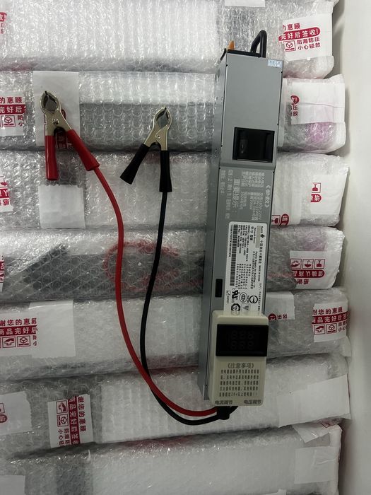 Emerson 12в 50а блок живлення