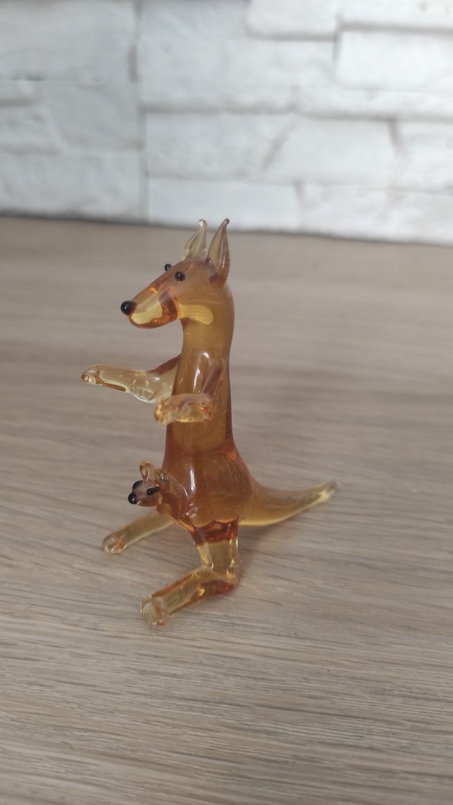 Figurka szklana,kangur