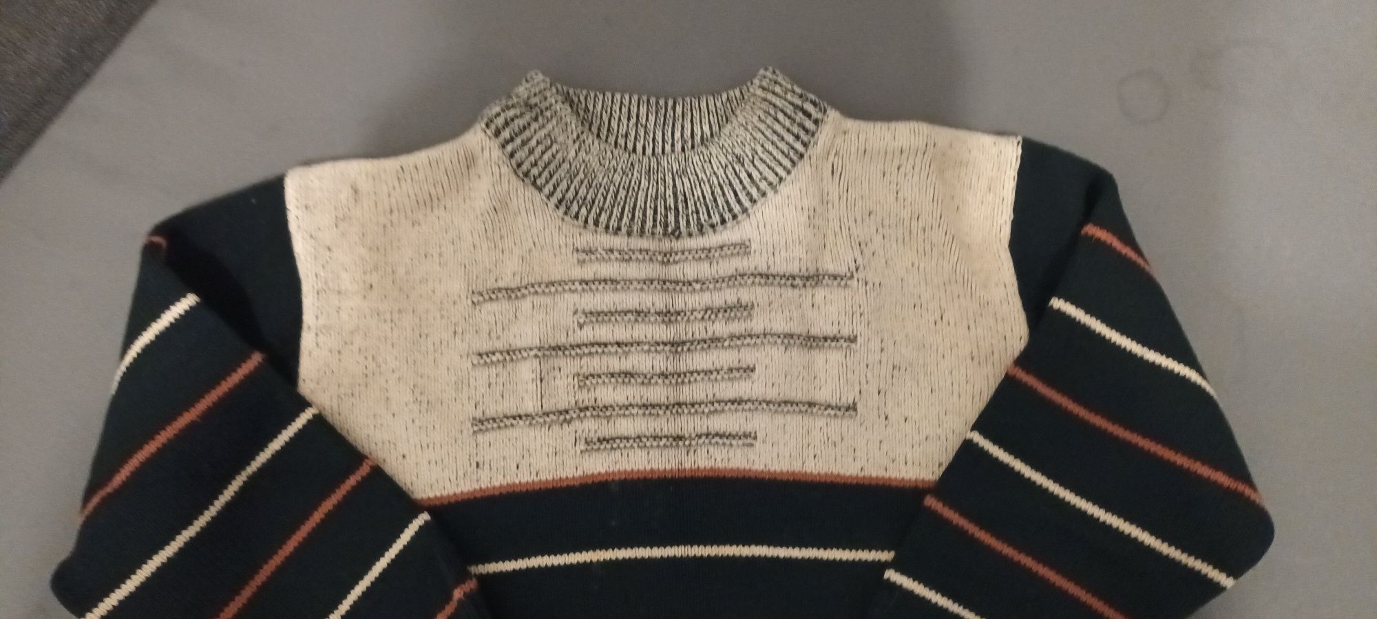 sweter sweterek 86/92 dla chłopca