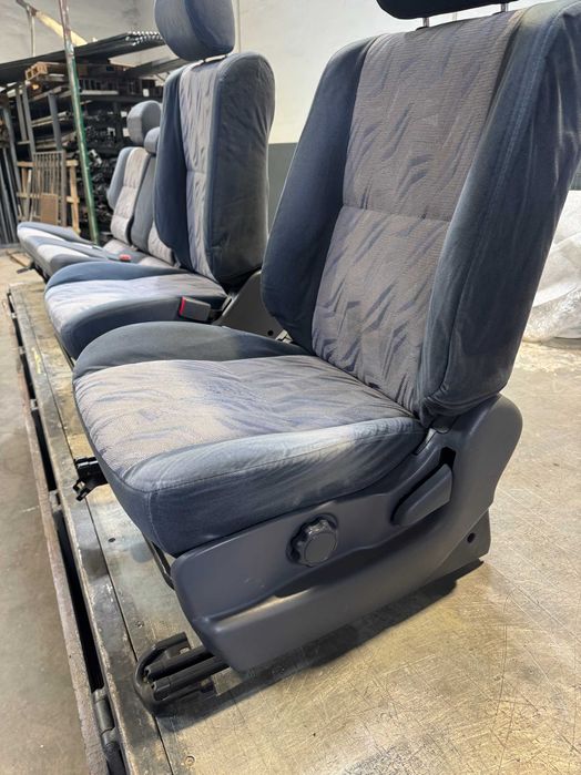Bancos para Toyota Land Cruiser