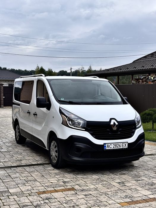 Renault Trafic 3 2016 року Пасажир 9 місць