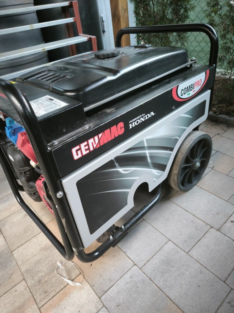 Agregat prądotwórczy GENERATOR GENMAC Combipro G7900HC-M5 8,0KVA
ikona