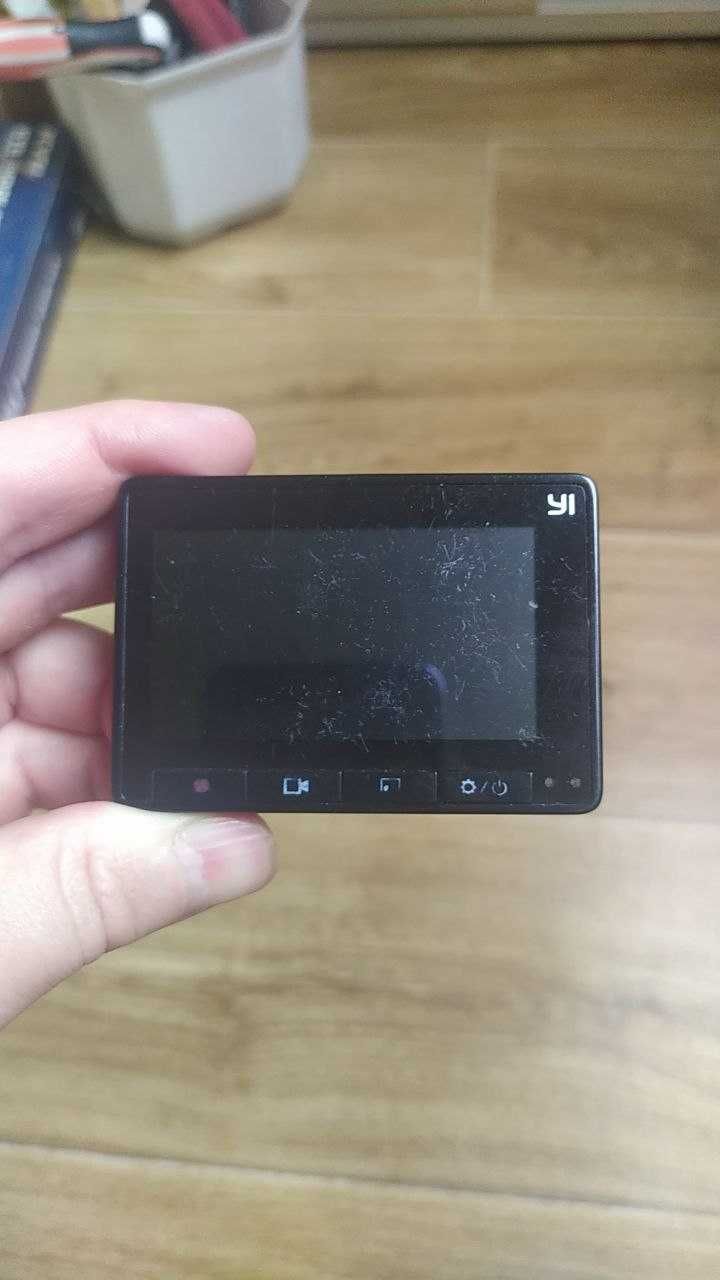 Видеорегистратор YI Сar DVR